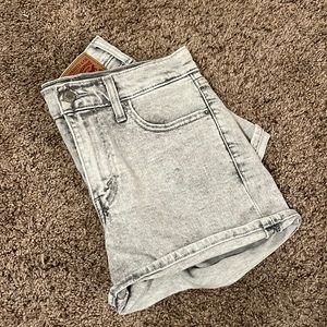 Levi Jean Shorts
